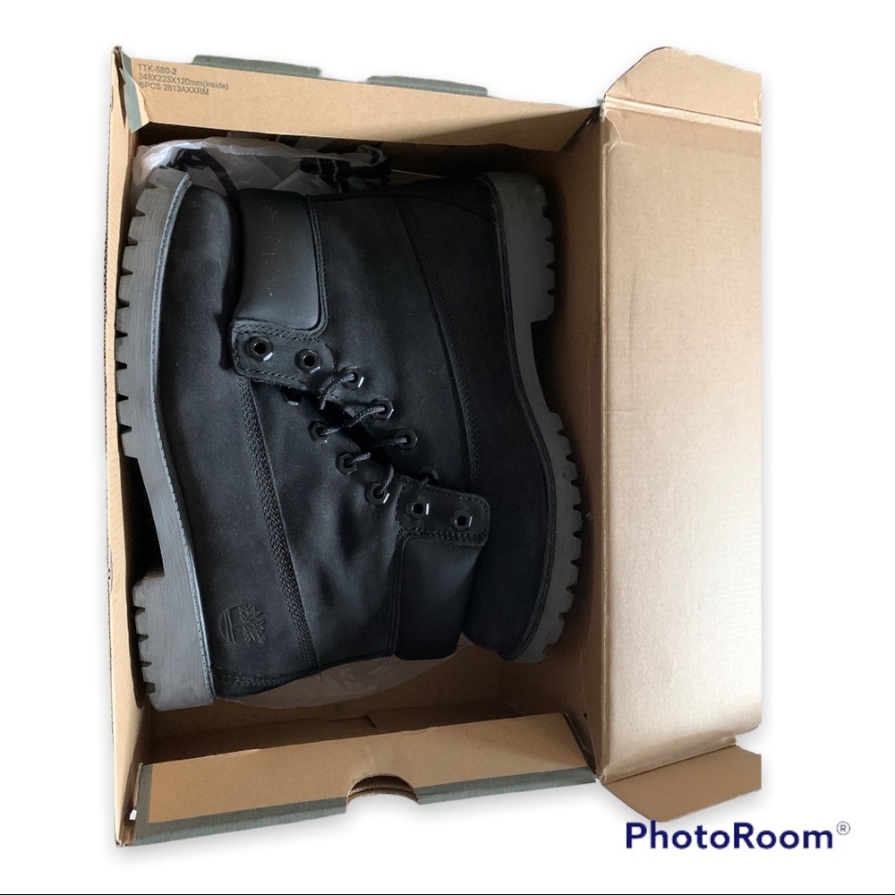•Waterproof Timberlands